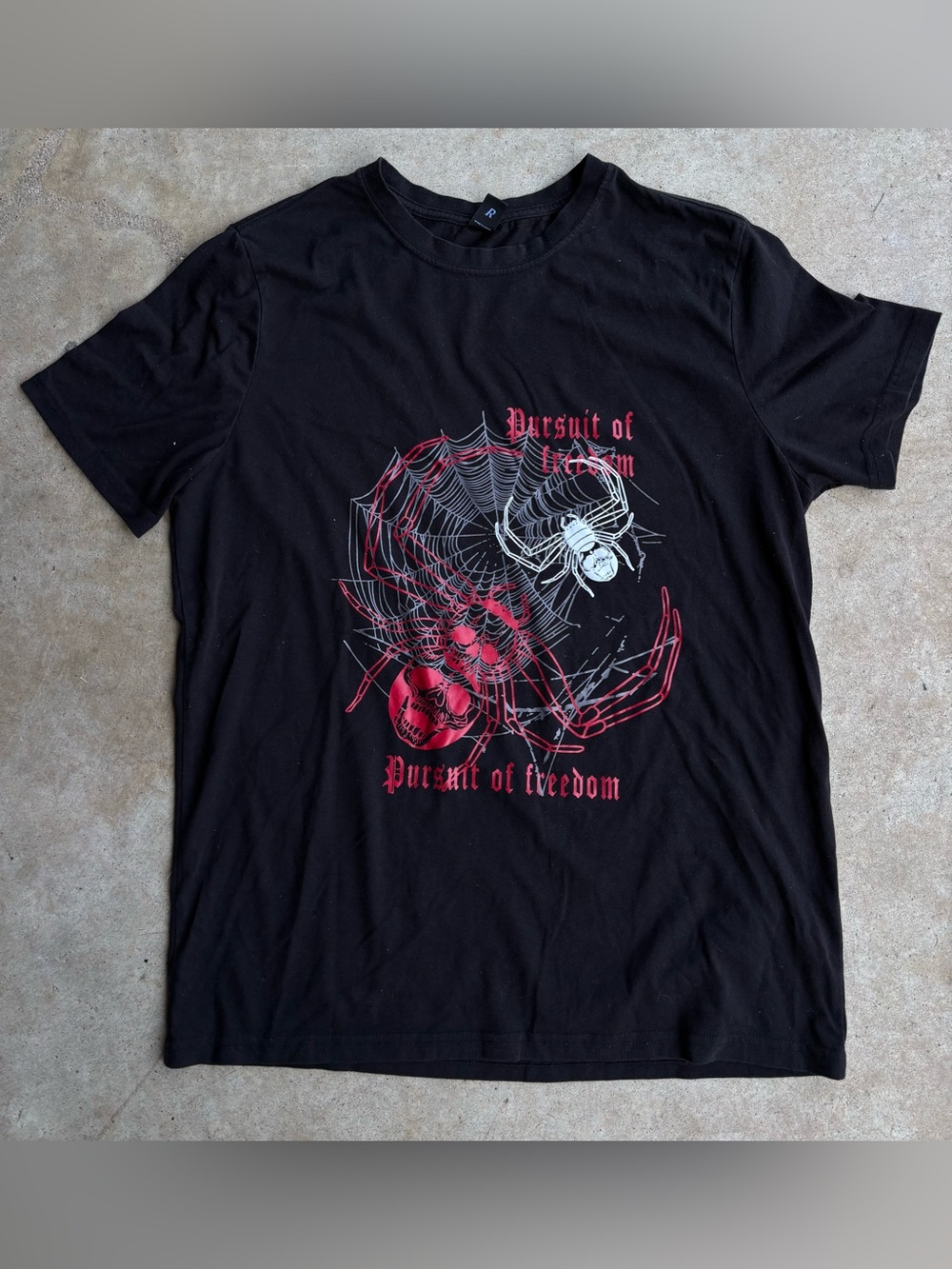 ROMWE Black Tee with Red and White Spider Web Graphic